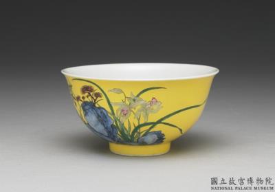 图片[3]-Bowl with “Auspicious Fungus and Orchid Celebrating Birthday” motif on a yellow ground in falangcai painted enamels, Yongzheng reign (1723-1735), Qing dynasty-China Archive